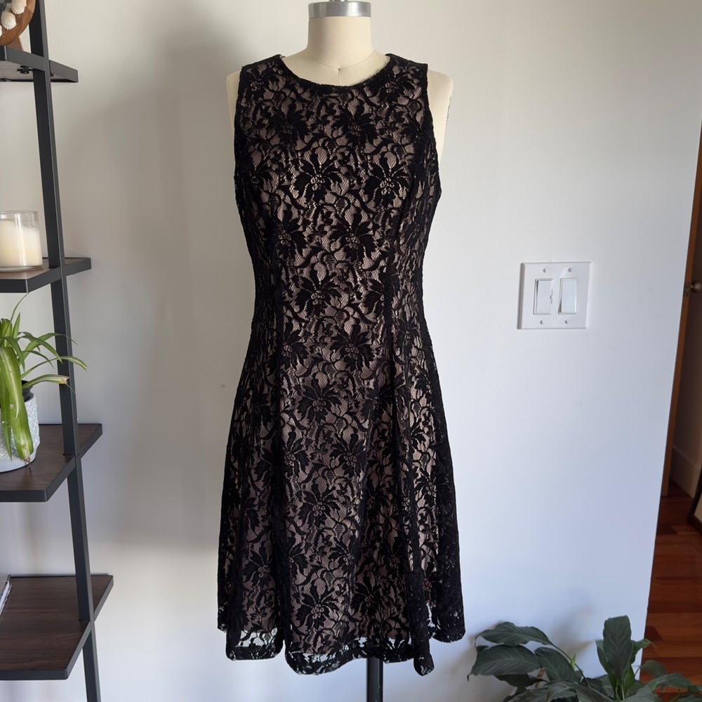 Maggie London Black Lace Fit & Flare Lined Dress-Women's Size 4-Cocktail Dress